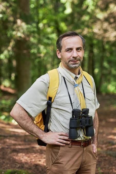 Foto illustrativa di un capo scout